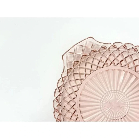 Pink Depression Glass Waffle Handled Jeannette Diamond Vintage Plate - Picture 9 of 10